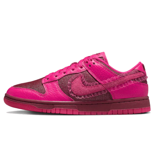 Nike Dunk Low Valentines Day (2022)